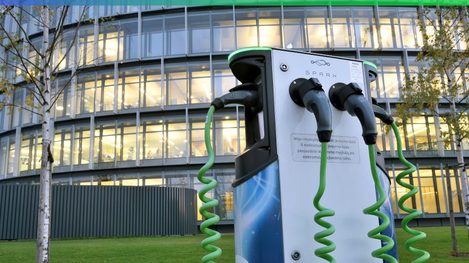 Managing the electricity impact of EV charging on buildings